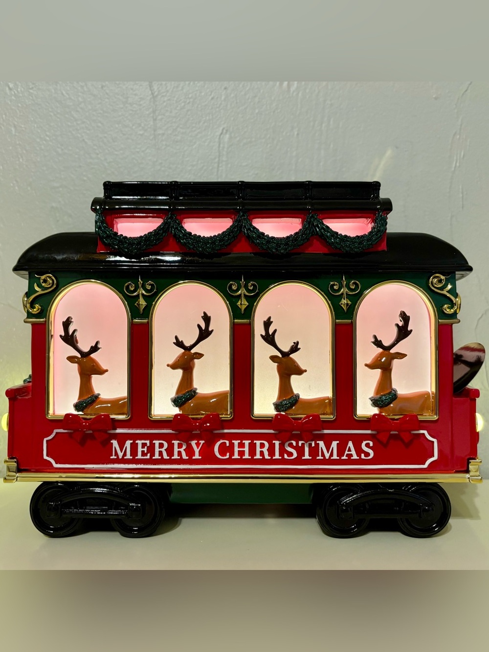 Bath & Body Works Christmas Trolley Train Light-up Pedestal 3-Wick Candle Holder